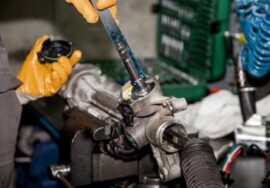 Восстановление и ремонт рулевых тяг в Москве