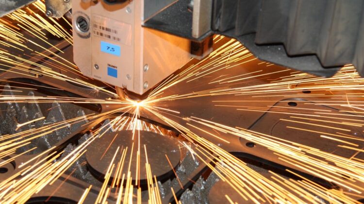 Лазерная резка латуни в Москве: